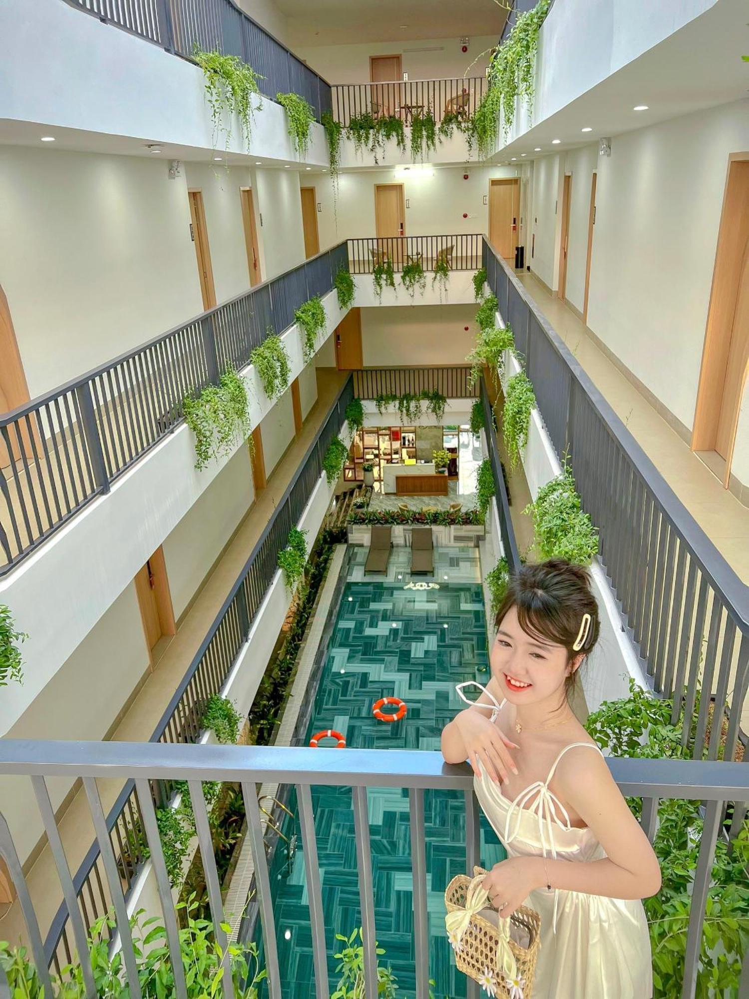 Diora Hotel Pleiku By Hos Exterior photo